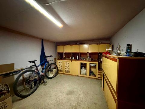 квартира за адресою Тролейбусна вул., 15