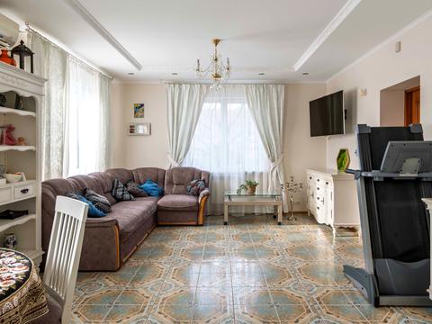 дом по адресу Деснянская ул.