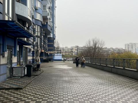 комерційна за адресою Соборності просп. (Возз'єднання), 30