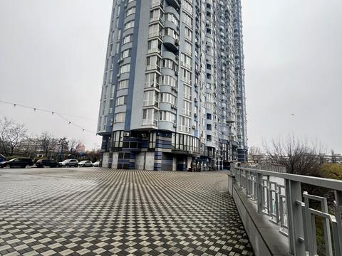 комерційна за адресою Соборності просп. (Возз'єднання), 30