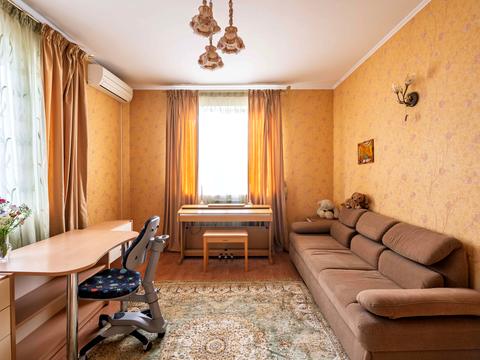 дом по адресу Деснянская ул.