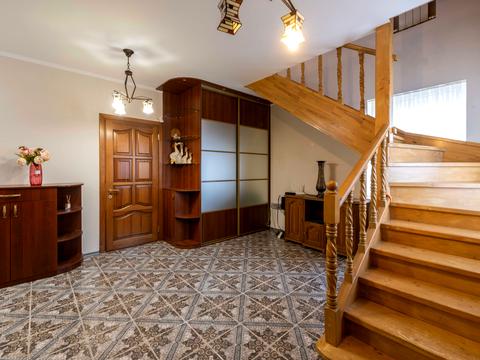 дом по адресу Деснянская ул.