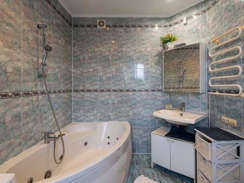 дом по адресу Деснянская ул.