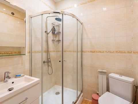 дом по адресу Деснянская ул.