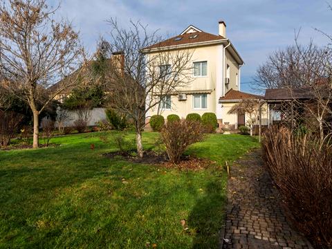 дом по адресу Деснянская ул.