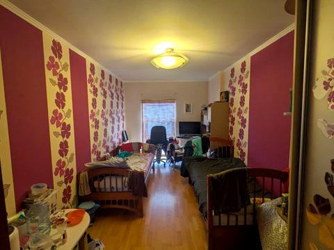 будинок за адресою Героїв Небесної Сотні вул. (Островського)