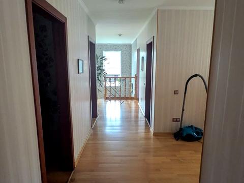 будинок за адресою Героїв Небесної Сотні вул. (Островського)