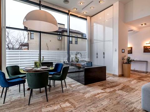 будинок за адресою с. Лісники, Квіткова