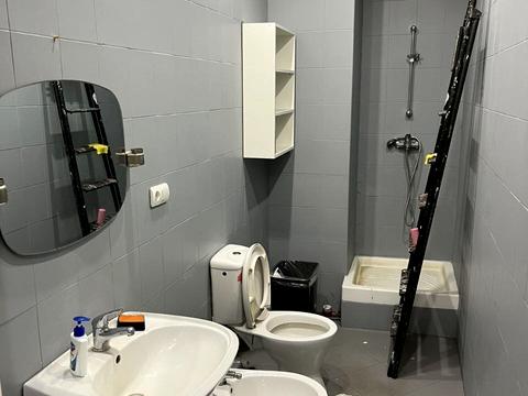 комерційна за адресою Рогнідинська вул., 3