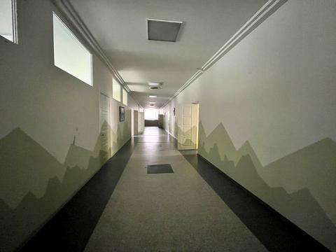 комерційна за адресою Володимира Моссаковського вул. (Клари Цеткін), 1