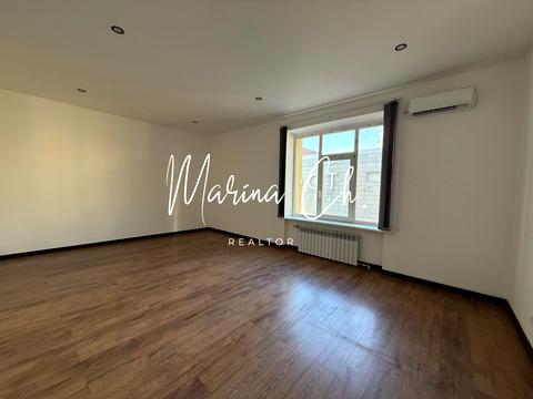 комерційна за адресою Харківська вул., 8А