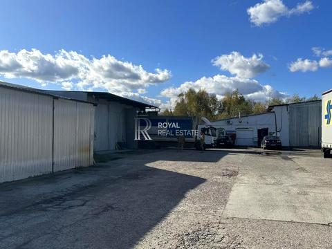 комерційна за адресою Соборна вул., 1