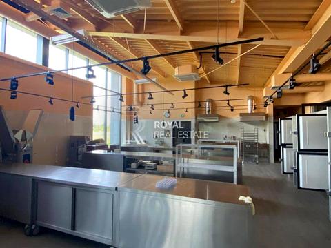 комерційна за адресою Европейська, 1