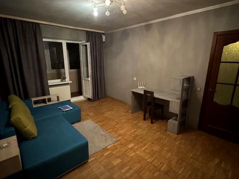 квартира за адресою Калинова вул., 8