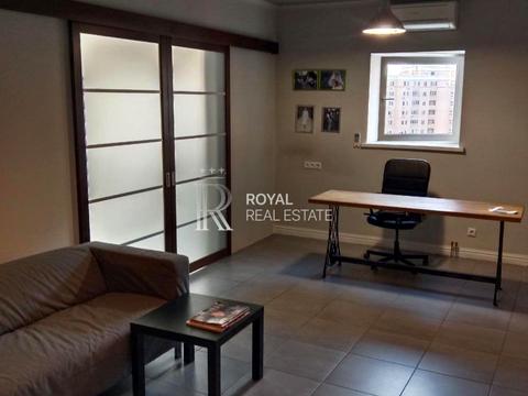 комерційна за адресою Вул.голосіївська, 1