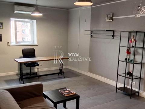 комерційна за адресою Вул.голосіївська, 1