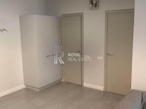 комерційна за адресою Вул.голосіївська, 1