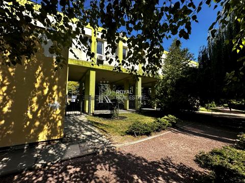 комерційна за адресою Байди-Вишневецького вул. (Осиповського), 1