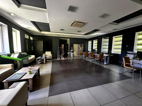 комерційна за адресою Байди-Вишневецького вул. (Осиповського), 1