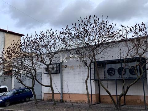 коммерческая по адресу Лукьяновская ул., 1