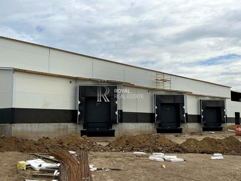 комерційна за адресою Центральна вул., 2а