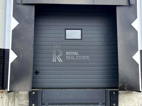 комерційна за адресою Центральна вул., 2а