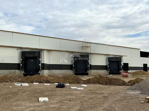 комерційна за адресою Центральна вул., 2а