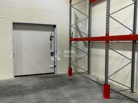 комерційна за адресою Центральна вул., 2а