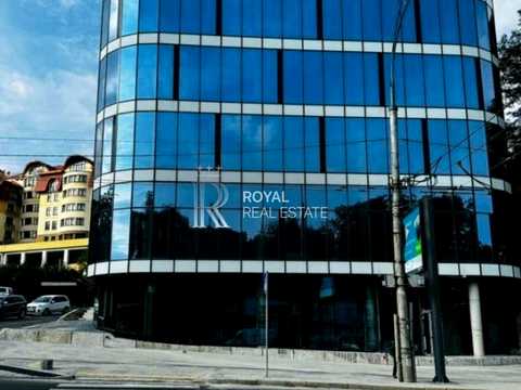 коммерческая по адресу Докучаевская ул., 1