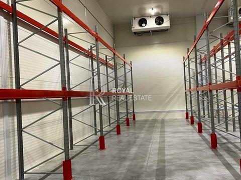 комерційна за адресою Центральна вул., 2а