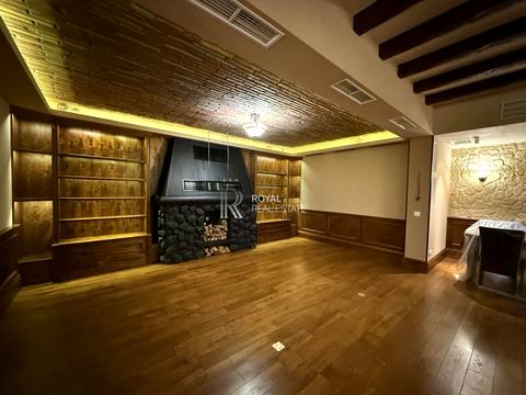 комерційна за адресою Генерала Алмазова вул. (Кутузова), 1