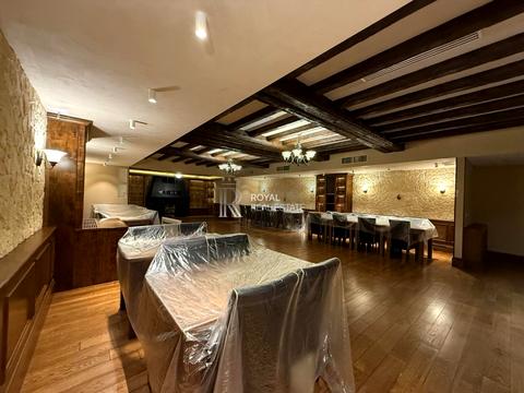 комерційна за адресою Генерала Алмазова вул. (Кутузова), 1