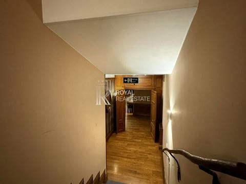 комерційна за адресою Генерала Алмазова вул. (Кутузова), 1