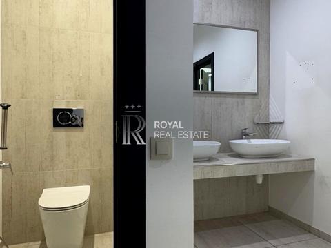 комерційна за адресою Лаврська вул. (Січневого Повстання), 2