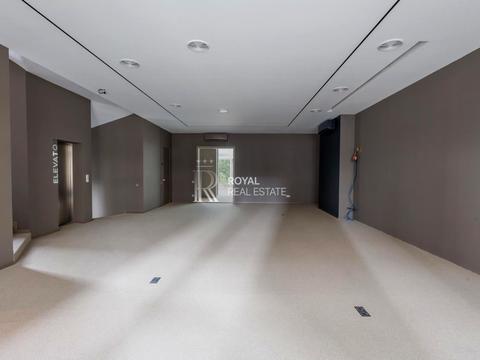 комерційна за адресою Новоселицька вул., 7