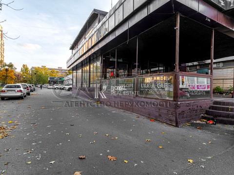 коммерческая по адресу Владимира Ивасюка просп. (Героїв Сталінграду), 1