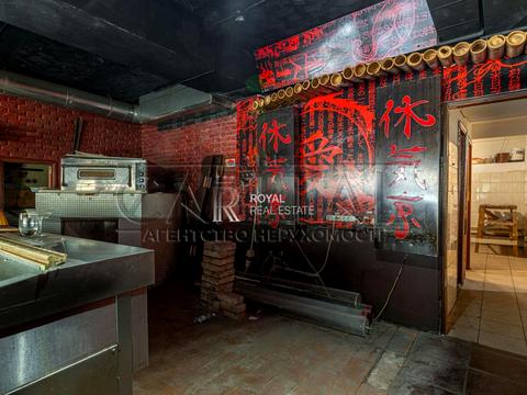 коммерческая по адресу Владимира Ивасюка просп. (Героїв Сталінграду), 1