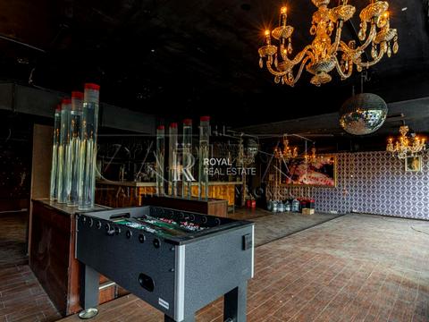 коммерческая по адресу Владимира Ивасюка просп. (Героїв Сталінграду), 1