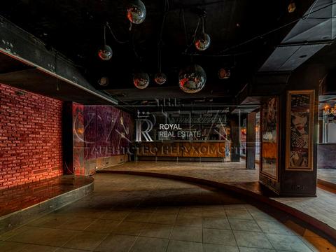 коммерческая по адресу Владимира Ивасюка просп. (Героїв Сталінграду), 1