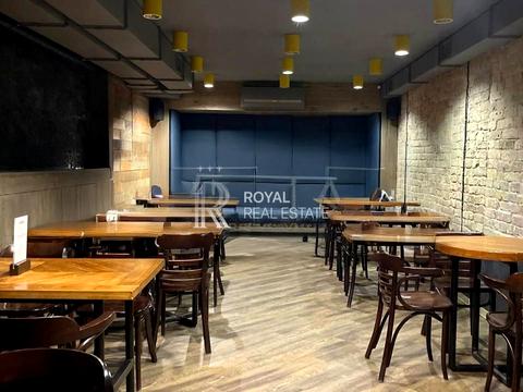 комерційна за адресою Мала Житомирська вул., 3/4