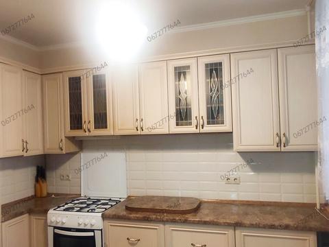 квартира за адресою Виставкова, 10