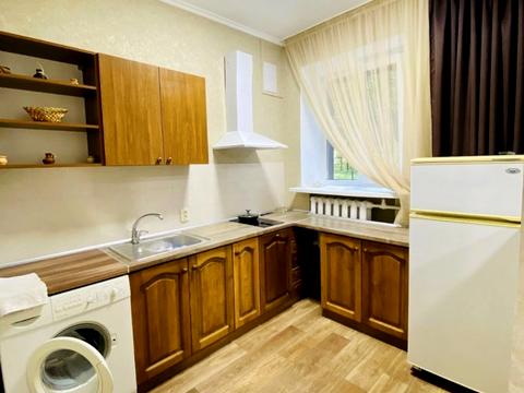 квартира за адресою Яценка вул., 12