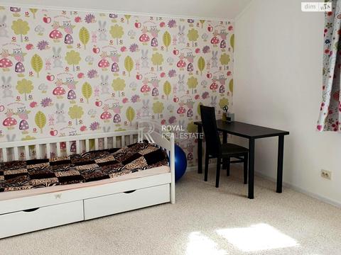 будинок за адресою Крута вул.