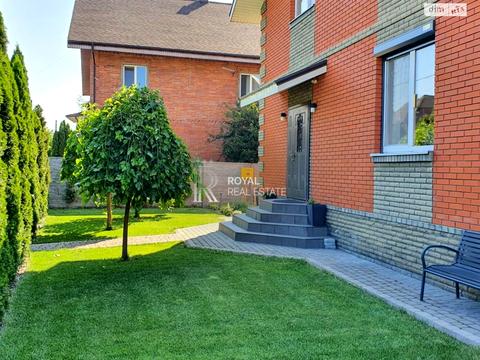 будинок за адресою Крута вул.