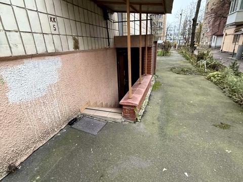 комерційна за адресою Васильченка вул., 12-А