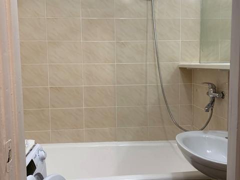 квартира за адресою Анни Ахматової вул., 5