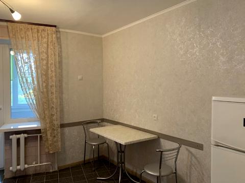 квартира за адресою Анни Ахматової вул., 5