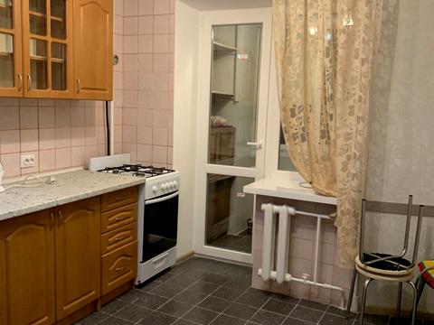 квартира за адресою Анни Ахматової вул., 5