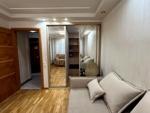 квартира за адресою Князя Романа Мстиславича вул. (Генерала Жмаченка), 4