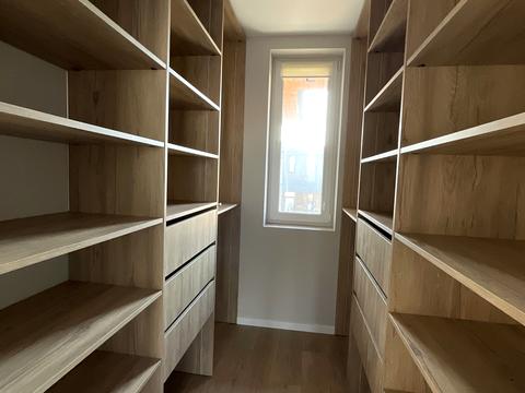 будинок за адресою Грушева вул.